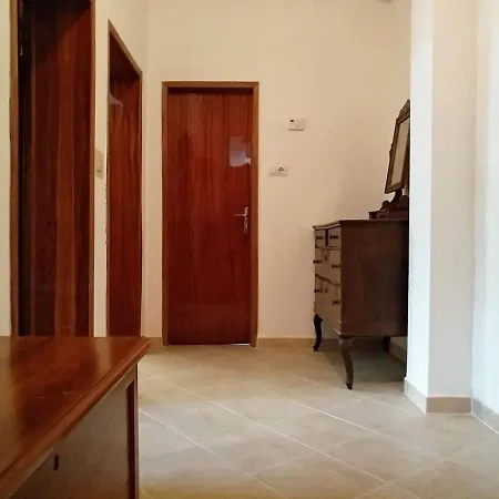 Appartement Hoarder's *